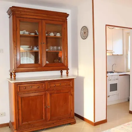 Apartment In - Gardasee 39722